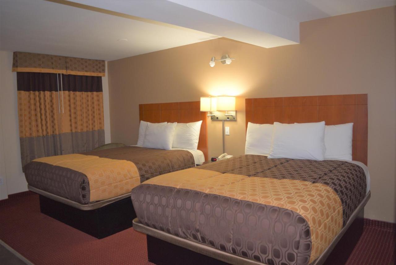Knights Inn Arnprior Eksteriør billede