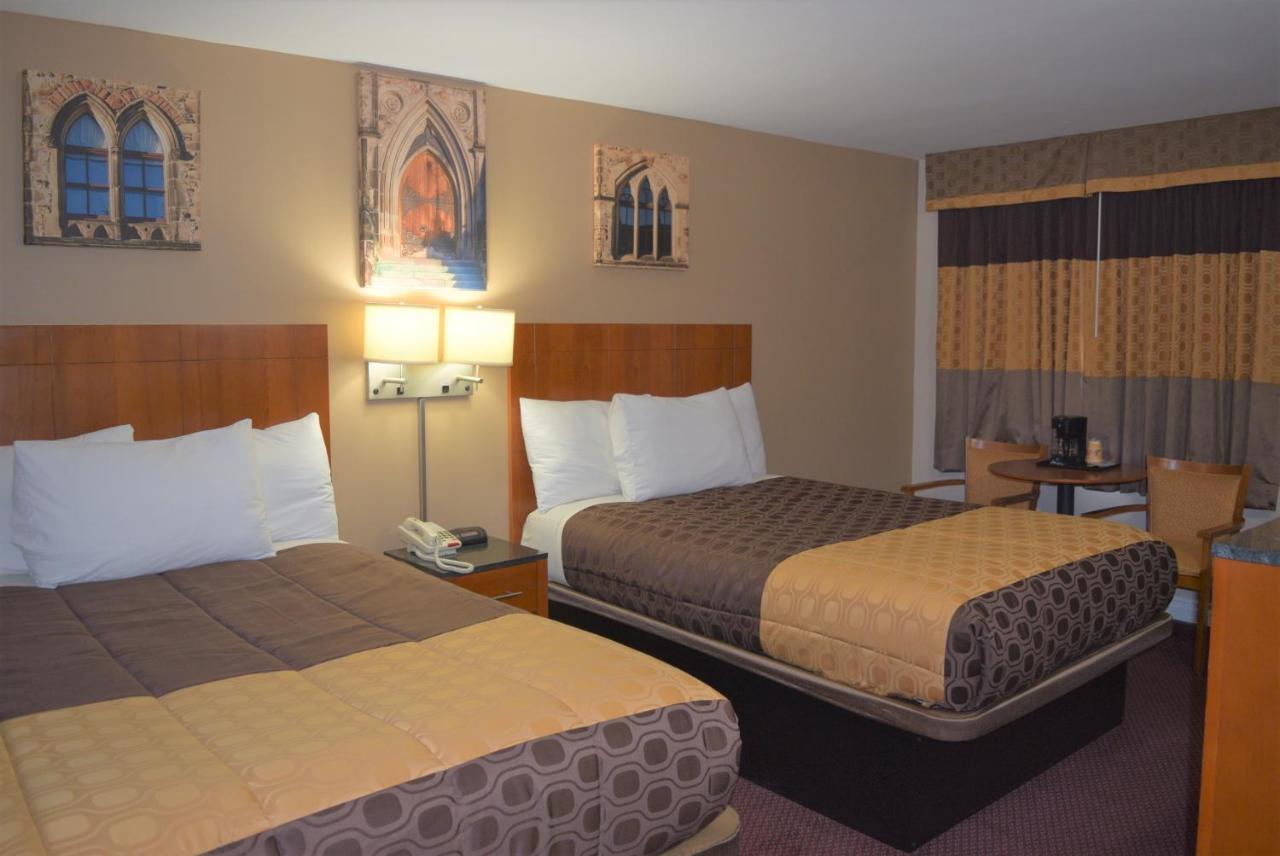 Knights Inn Arnprior Eksteriør billede