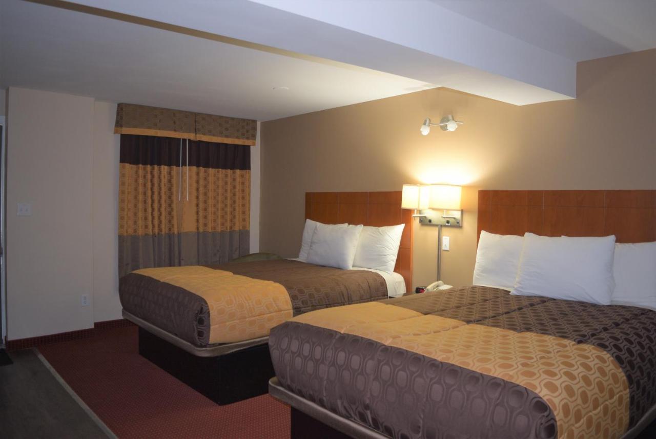 Knights Inn Arnprior Eksteriør billede